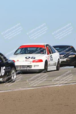 media/Oct-26-2025-CalClub SCCA (Sun) [[8ce1e69566]]/Group 2/Grapevine/